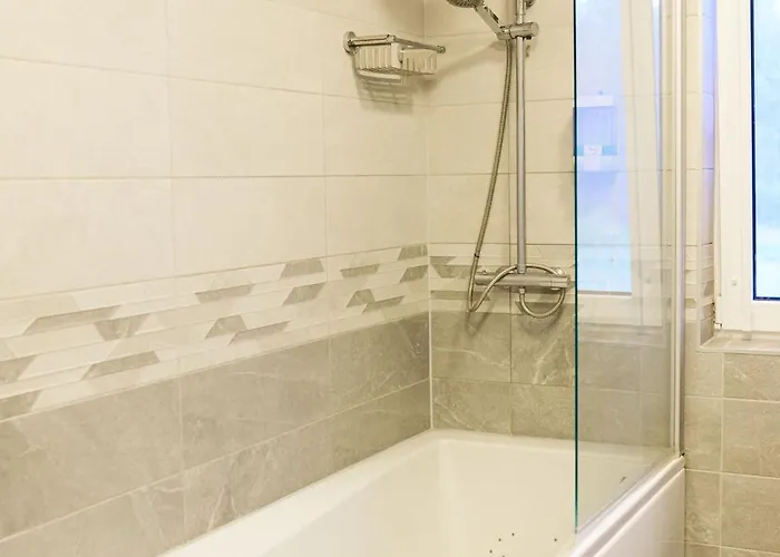 Ojakalda Puhkemaja * Piigaste